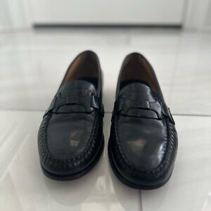 Vintage G.H. Bass “Clerk” Weejuns Loafers – Size 9.5 – Rare Clean H-Strap Look